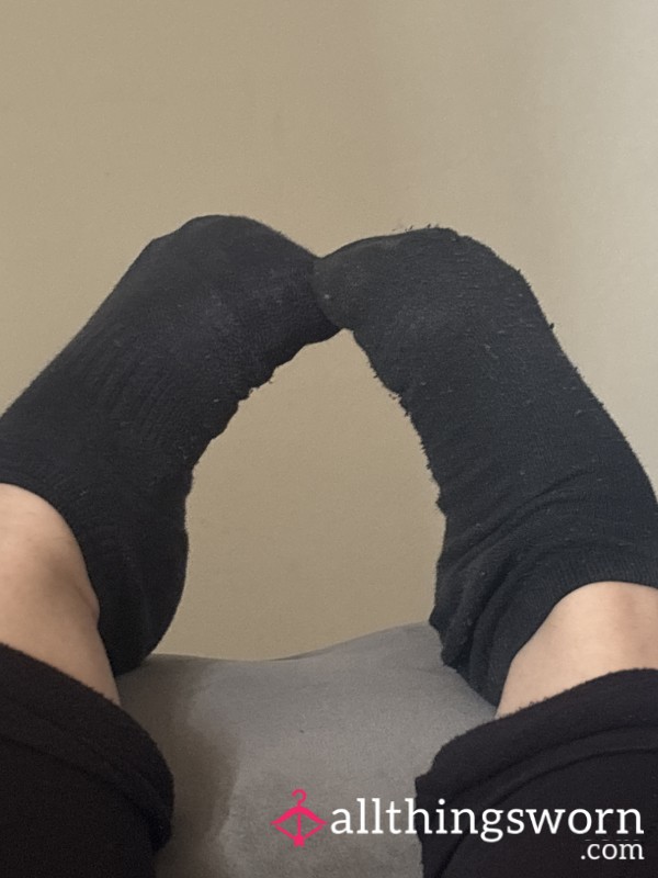 5 Days Worn Black Ankles Socks