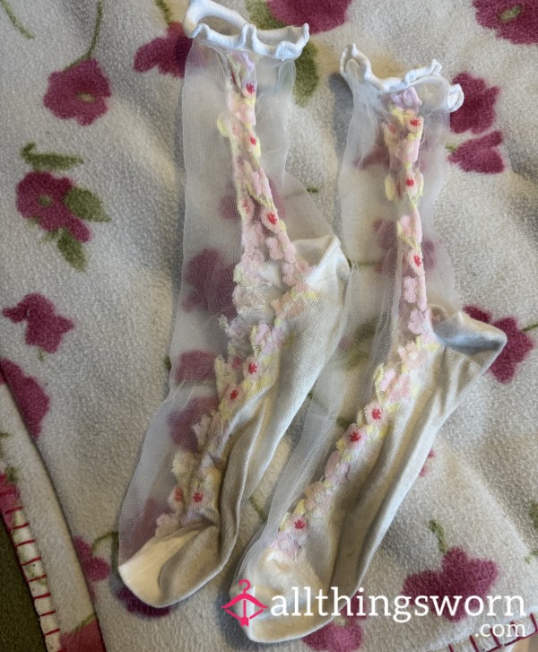 7 Days Worn Sheer Crew Socks