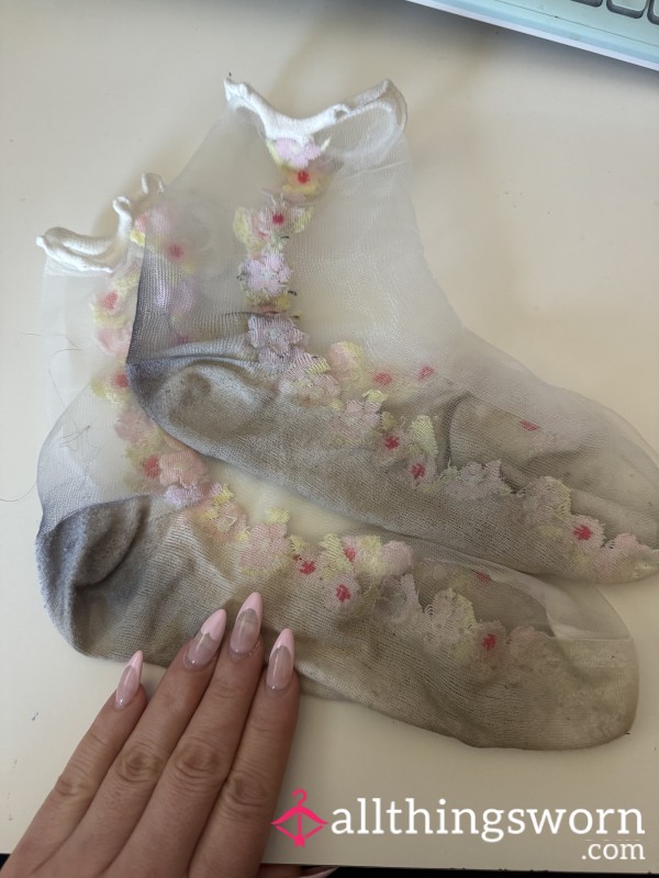 10 Days Worn Sheer Crew Socks