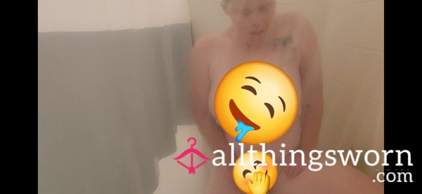 5 Minutes In Heaven..