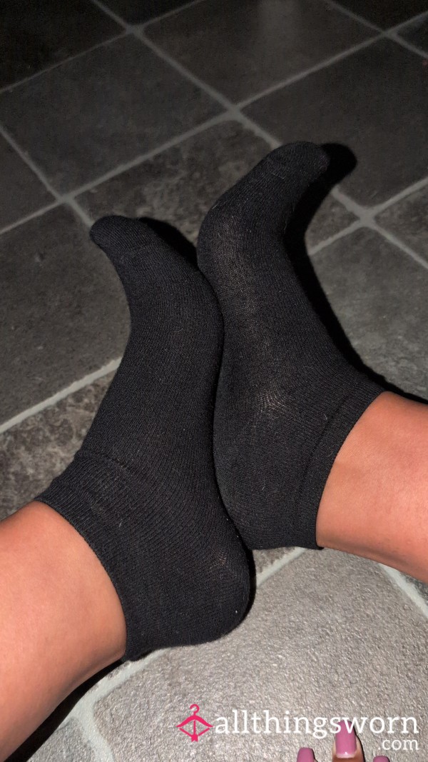 5 Minutes Of Sock Worshiping
