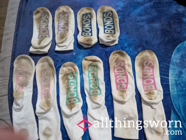5 PACK OF BONDS BRAND GROSS 🤢 🤮 Bonds Socks Stinky Well Worn By Rainbow 🌈 Definitely Worth It To Ad To You Collection 😜