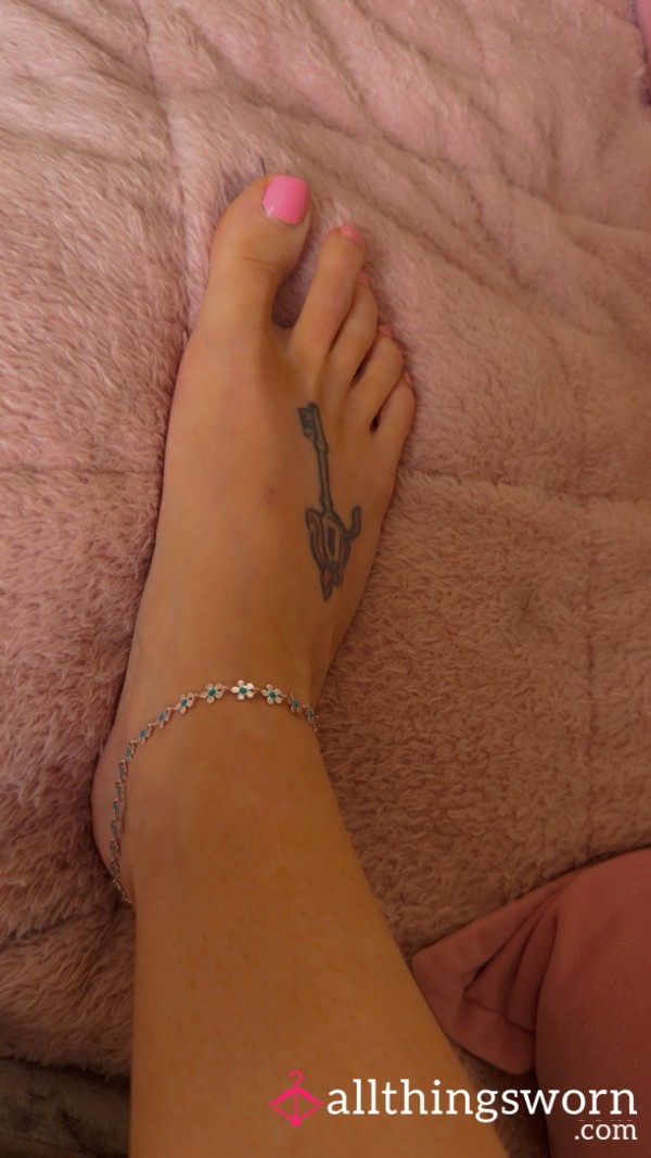 5 Photos Of My Scrunched Soles 👣