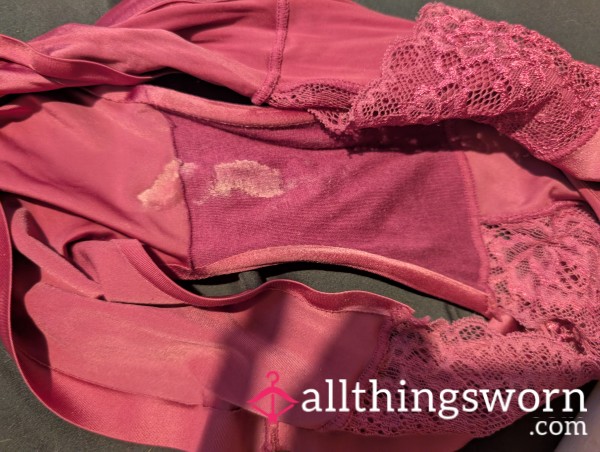 5 Pictures Of My Stunning Wet Pu**y 😘😘💦💦💦🤩🤩🤩
