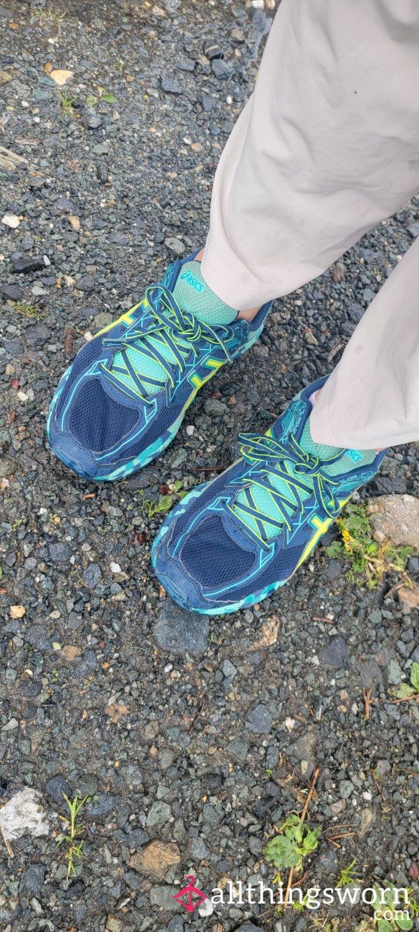 5-Year-Old Worn Out Sneakers – Authentic, Dirty, And Deliciously Used