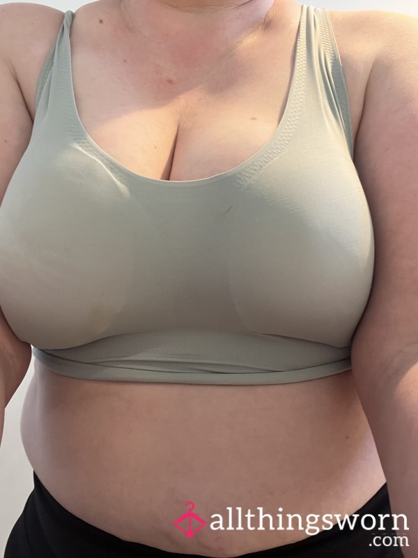$50 Posted! XL  Sage Green Pretty Crop Bra Gym/support