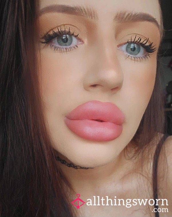 500ml Of Yazmins Freshly Squeezed Lemonade 🍋