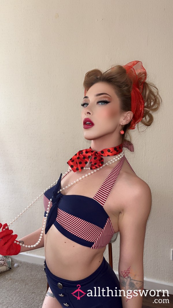 50s Blonde Bomshell Pin Up - Topless 🍒♥️