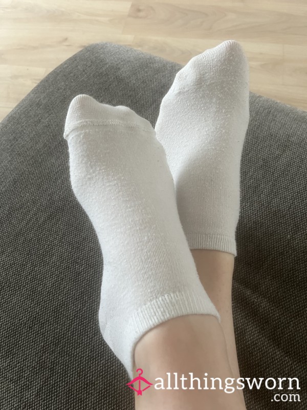 5x Ankle Sock Pics Whilst I Drink My Morning Coffee