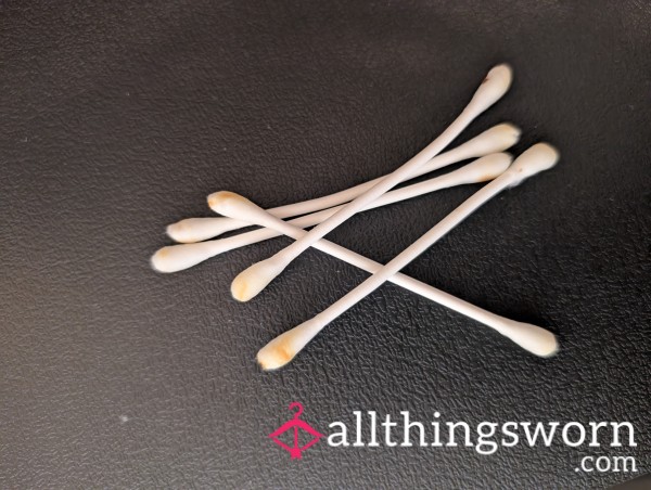 5x Used Earbuds