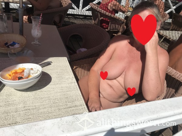 6 Guys Wanking Over My Face On A French Beach 😈