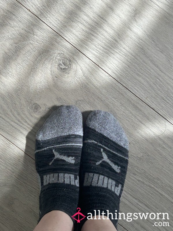 6 Hour Serving Shift, Running My Feet Off! Did Not Stop Moving For 6 Hours