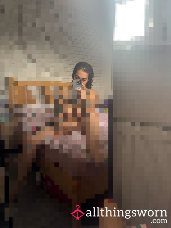 6 Images Of Me, Nude👀