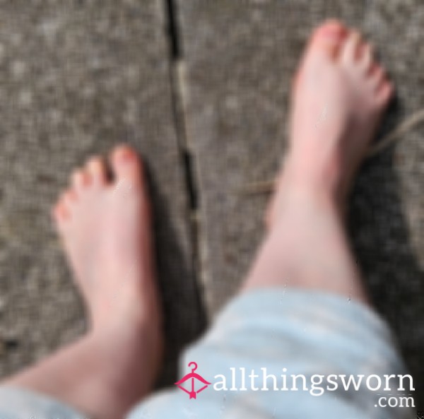 6 Photos Of Me Barefoot Outside