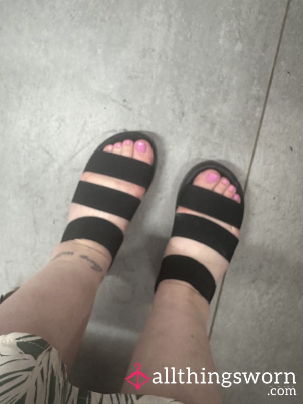 6 X Feet Pics/feet In Strappy Sandals (pink Nail Polish)