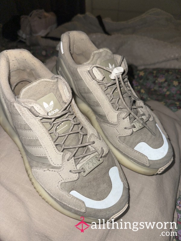 6 Year Old Trainers..