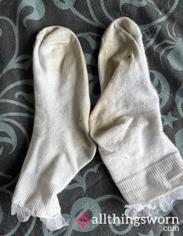 7 Days Worn White Frill Socks With Extra 48hrs (uk Only)