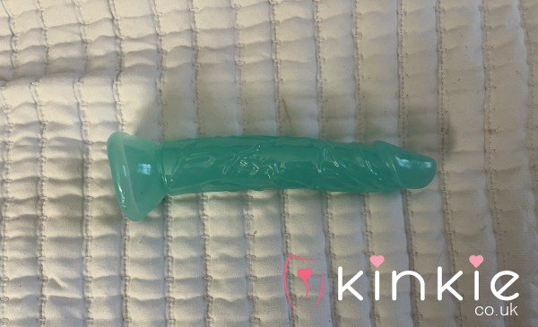 7 Inch Glow In The Dark Toy With Video