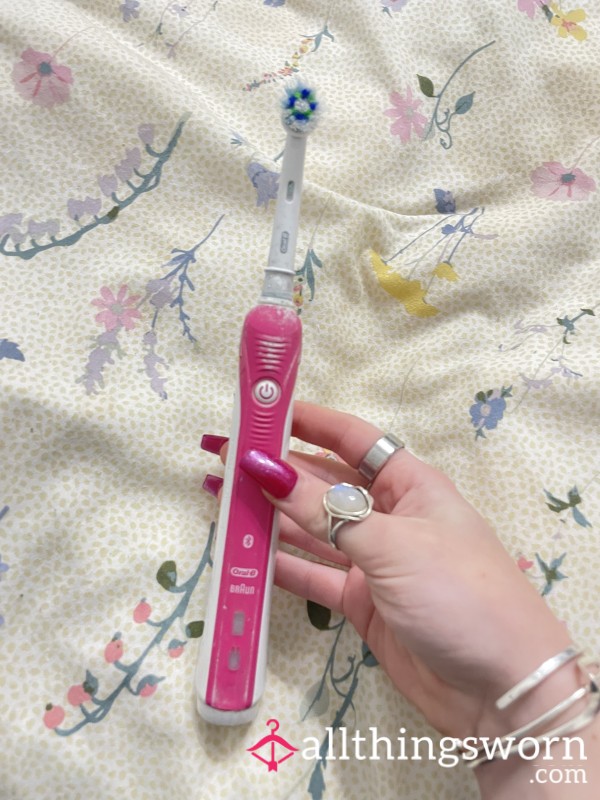 7 Years Old Electric Toothbrush 🪥
