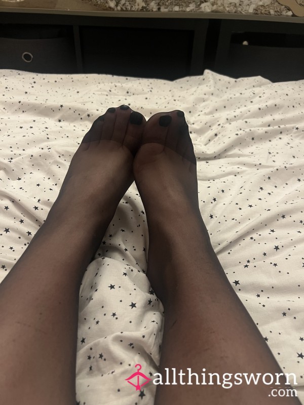 8 Feet Pics In Sheer Tights/pantyhose