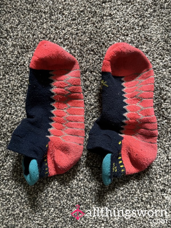 8-hr Hosp*tal Shift Well-Worn Socks