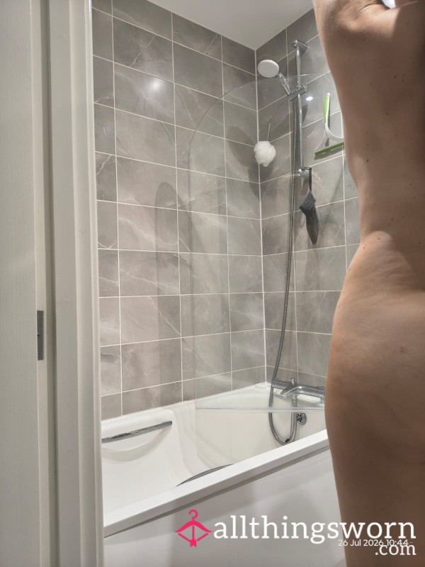 8 Mins Of Sunday Morning Shower Time