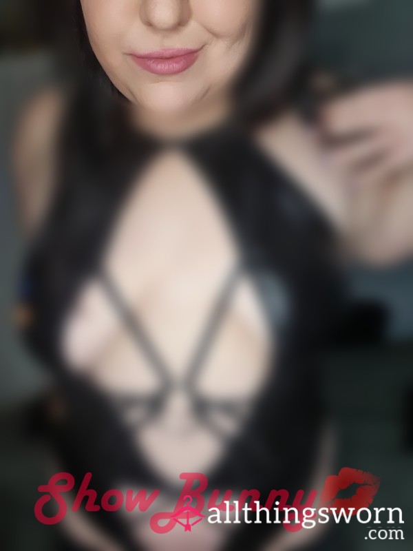 8-Pic PVC Seduction Set✨