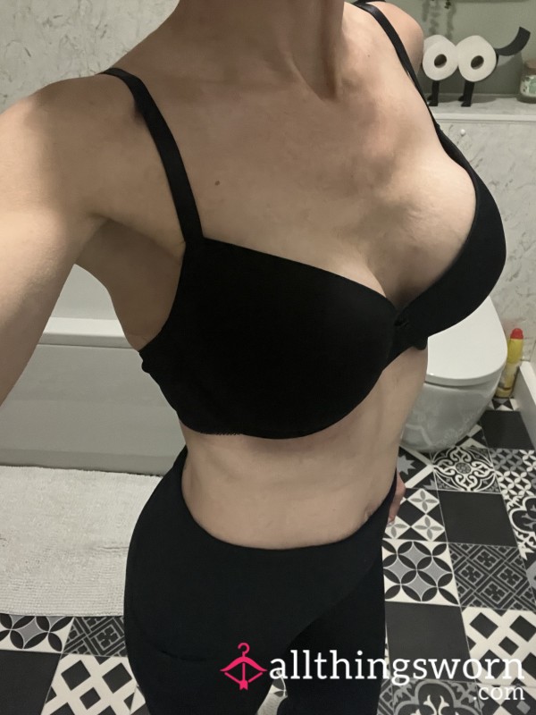 9 Pics, 9 Bras, Mainly T-shirt Bras