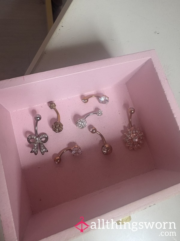 A 7 Piece Bundle Of Mimi’s Used Belly Bars🩷