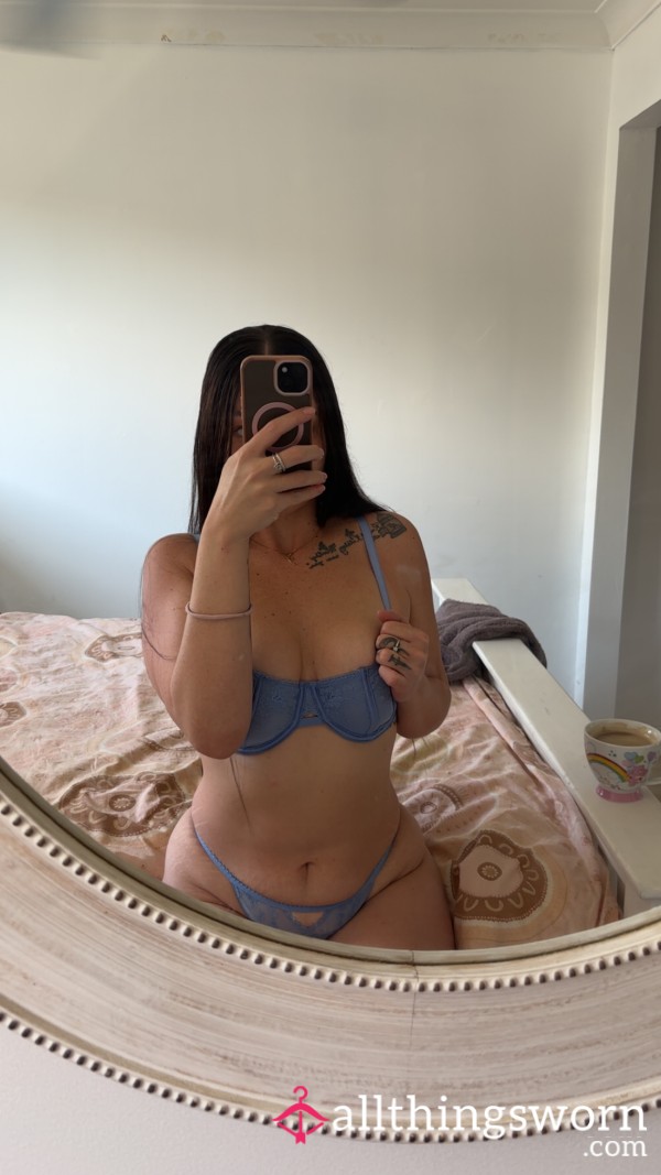 A Little Present In Blue. 🩵
