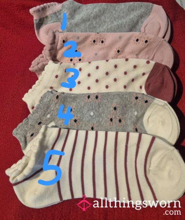 Choose A Pair🧦