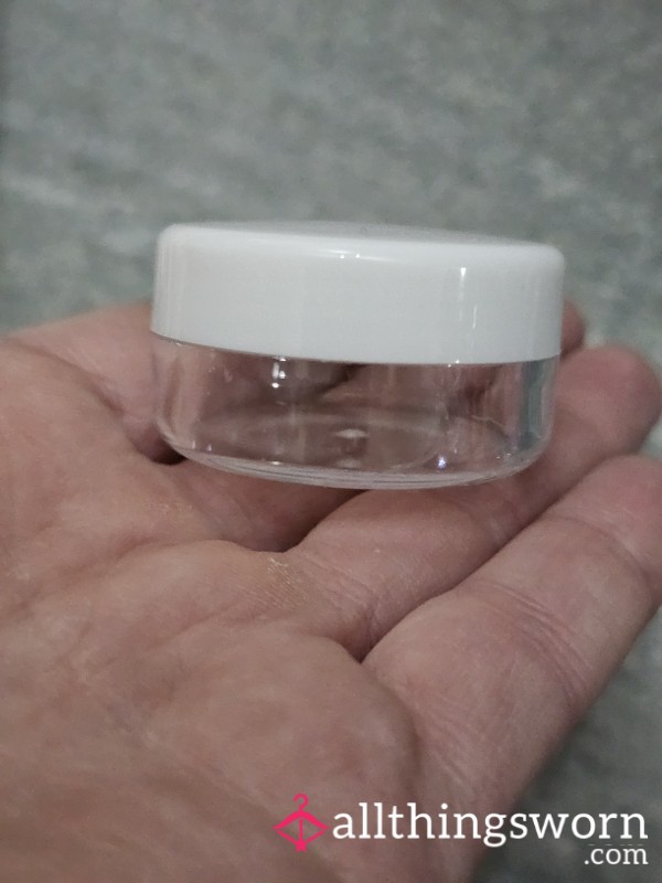 A Pot Of One Of The Following: Finger Nails, Toe Nails, Foot Dust ✨️