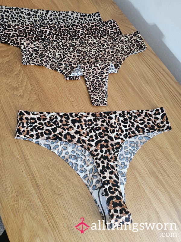 Print Thongs: Ready For Wears To Match Your Desire 💋Price Includes 1 Day Wear & Picture Proof