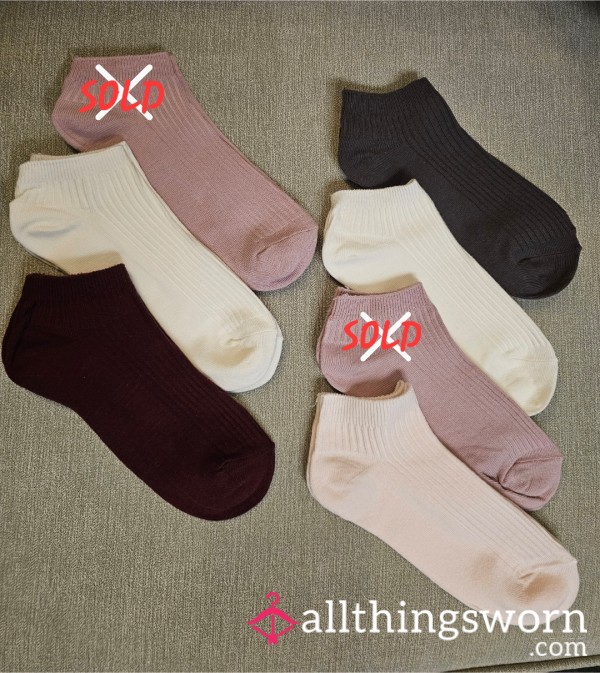 A Selection Of Trainer Socks All Ready To Soak Up The Addictive Scents Of My Petite Feet. A Smell That Will Stay With You Forever 👣