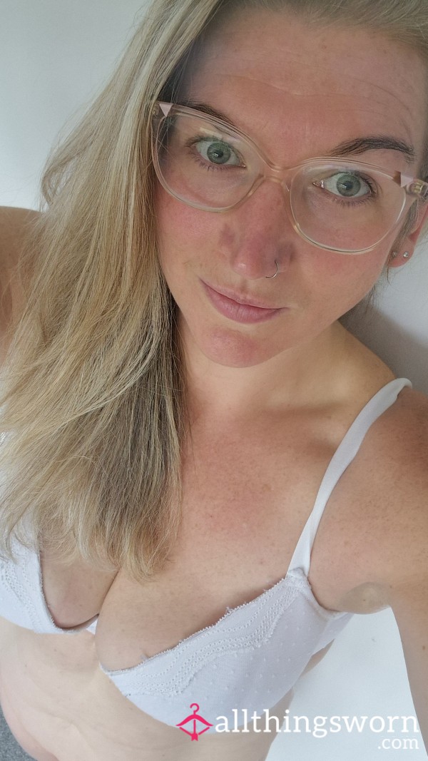 A Super Hot Quickie With Your Long Distance Girlfriend