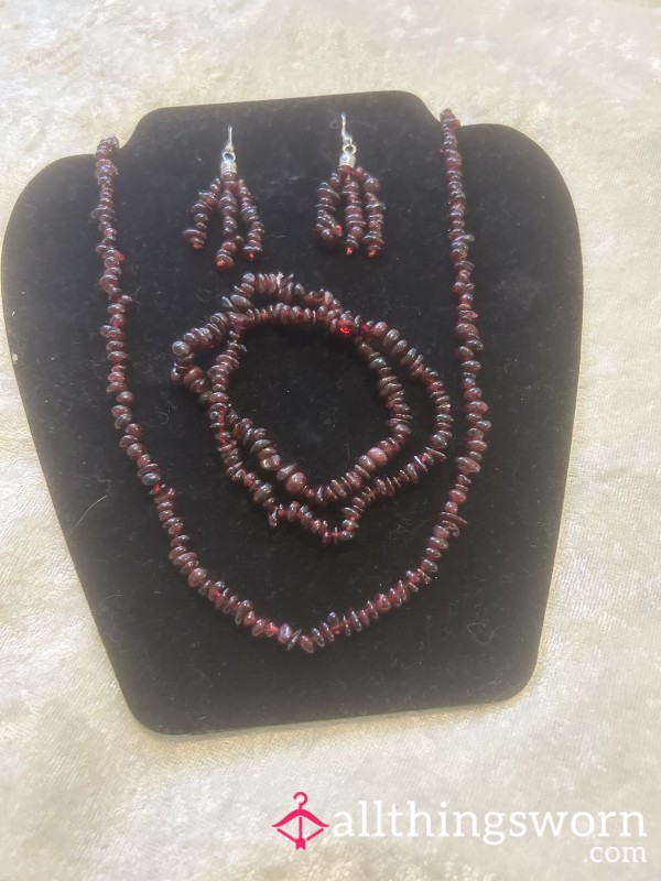 Absolutely Gorgeous, January Birthstone, Garnet Earrings,  Magnetic-closure Necklace, And Two Bracelet Set!! Includes Black Velvety Display Board 😊😊