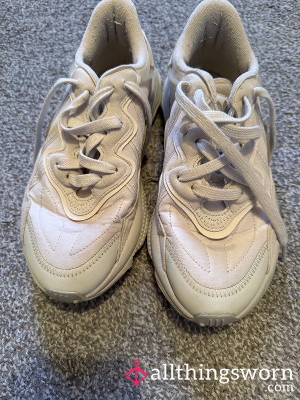 🏋🏼‍♀️🏃🏼‍♀️ Adidas Ozweegos Gym Trainers Size 5.5 🏃🏼‍♀️🏋🏼‍♀️