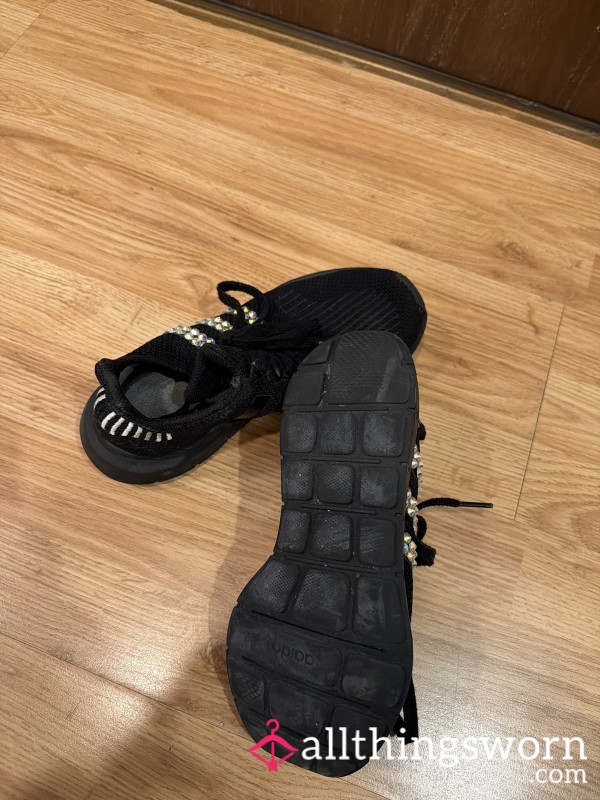Adidas Sneakers