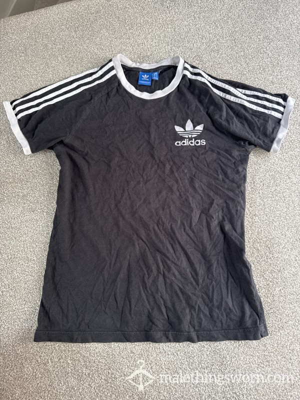 SOLD 💦 Adidas Top