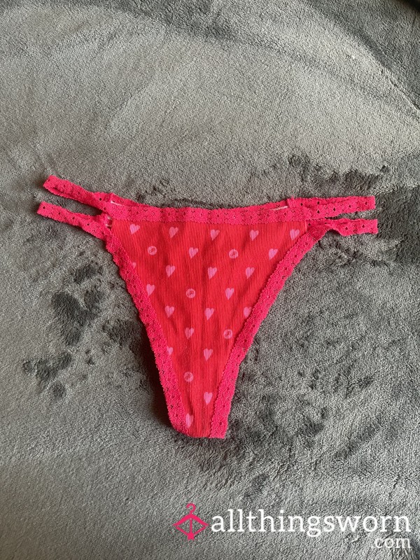 ADORABLE Little RED VICTORIAS SECRET Heart Detailed Thong❤️