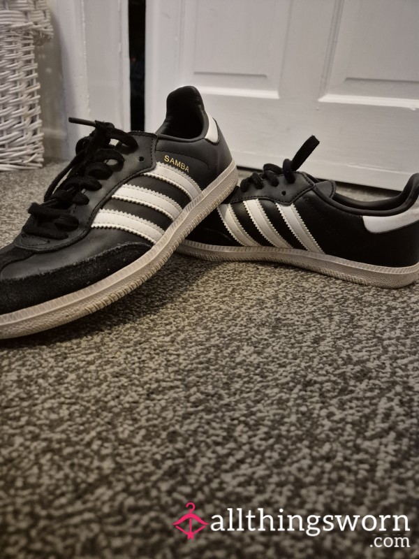 Adored Well Worn Samba's