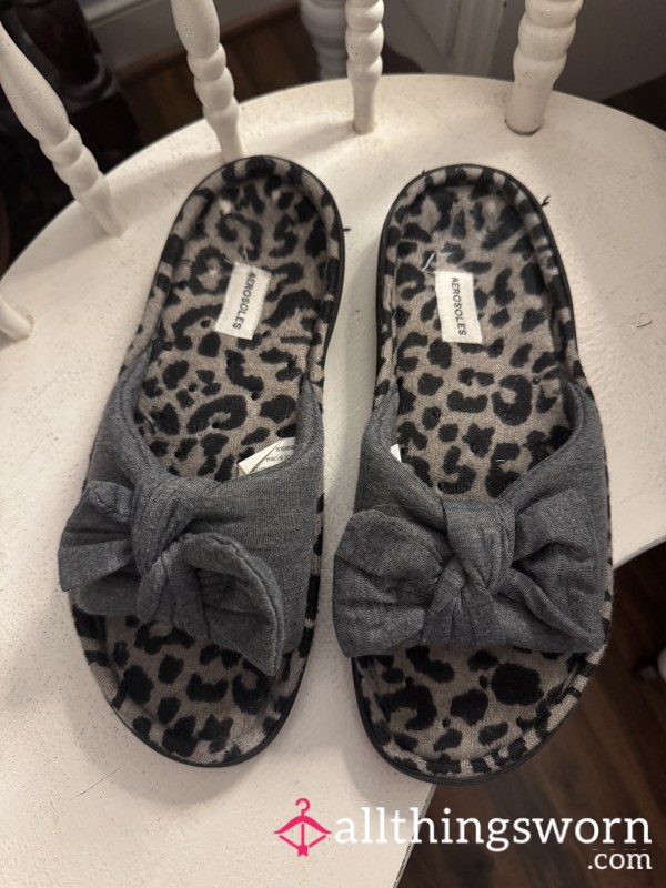Aerosols Open Toe Bow Slippers 🦶🏼