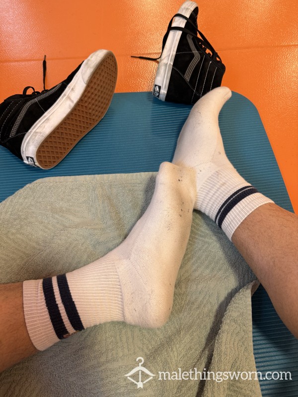 After Gym Socks (Donut)