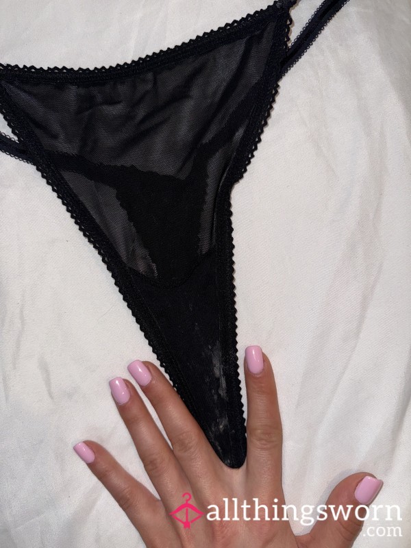 After Gym Thongs