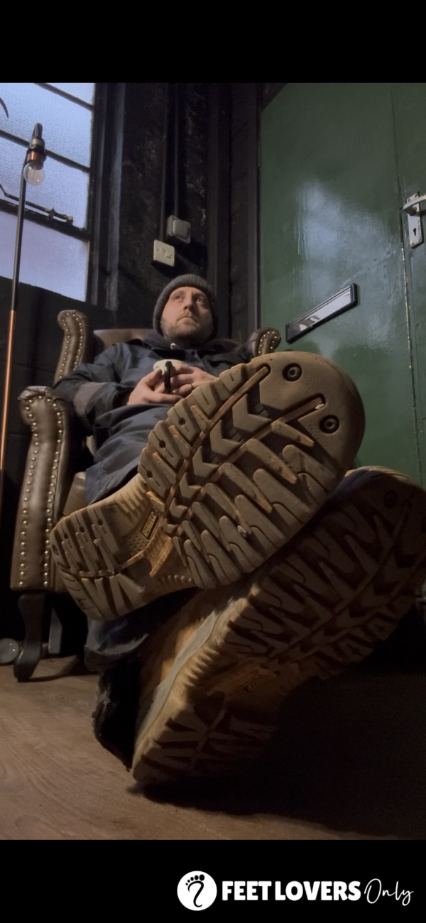 After Work Foot Ignore Call