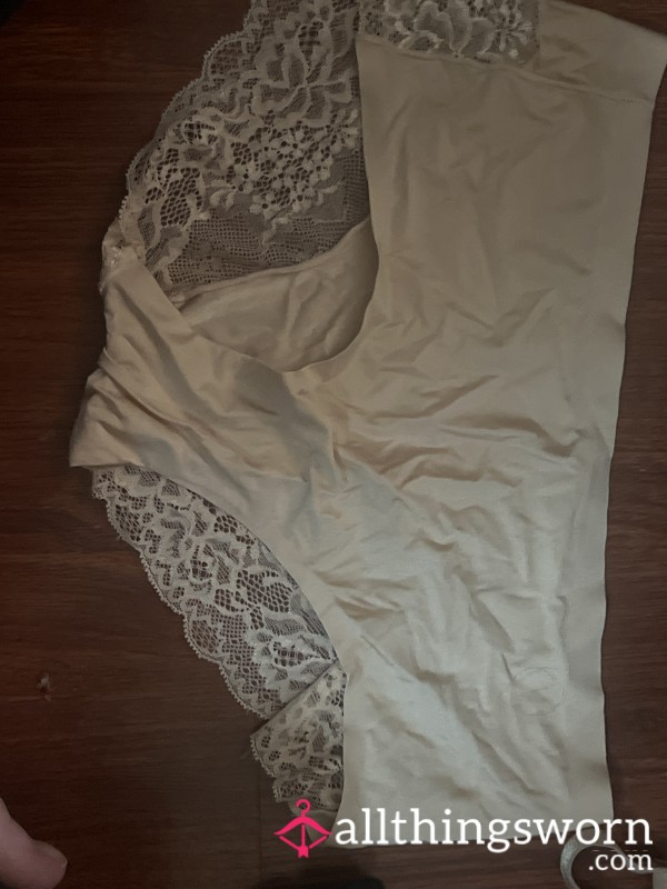 After Work Silky Lace