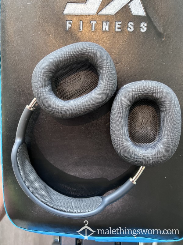 Air Pro Max’s  Dirty Stinky Ear Pads
