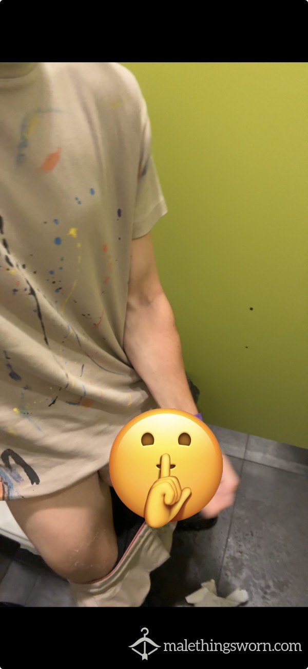 Airport Toilet C*mshot