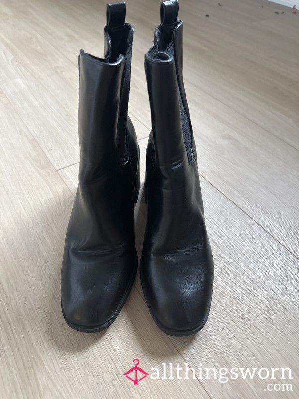 All-Day Leather Ankle Boots | Warm, Worn & Scented