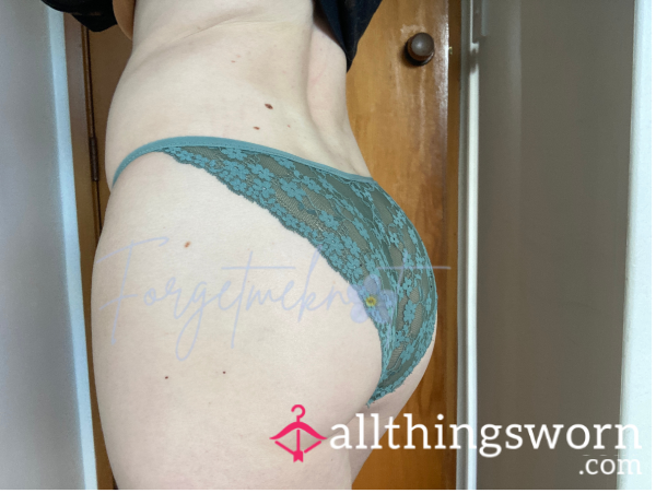 All Over Lace S**y Panties.... They Look Amazing When I Wear Low-waited Pants And The Strings Pop Out 😈